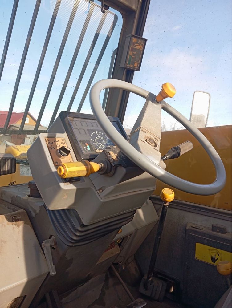 Телескопічний навантажувач JCB 525-67