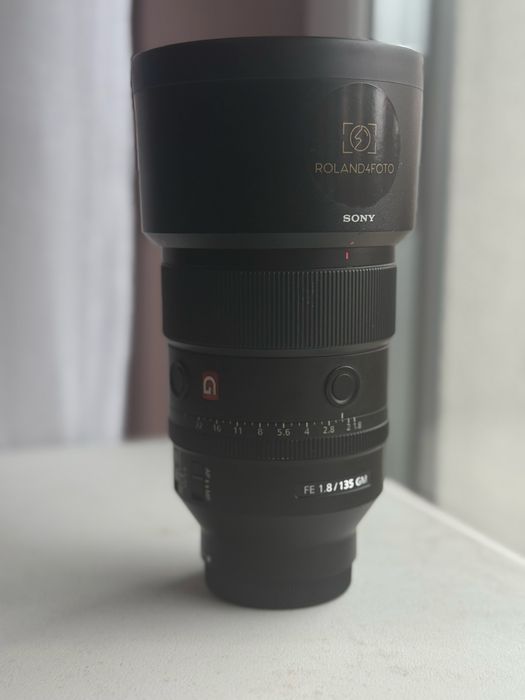 Sony e GM 135mm 1.8 FE  obiektyw pełna klatka portretowy sport ostry