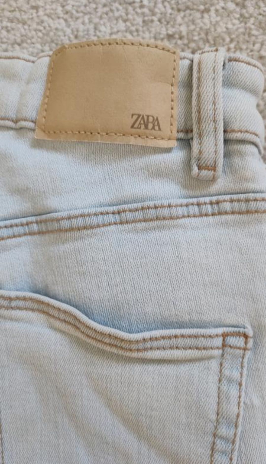 Блакитні джинси ZARA