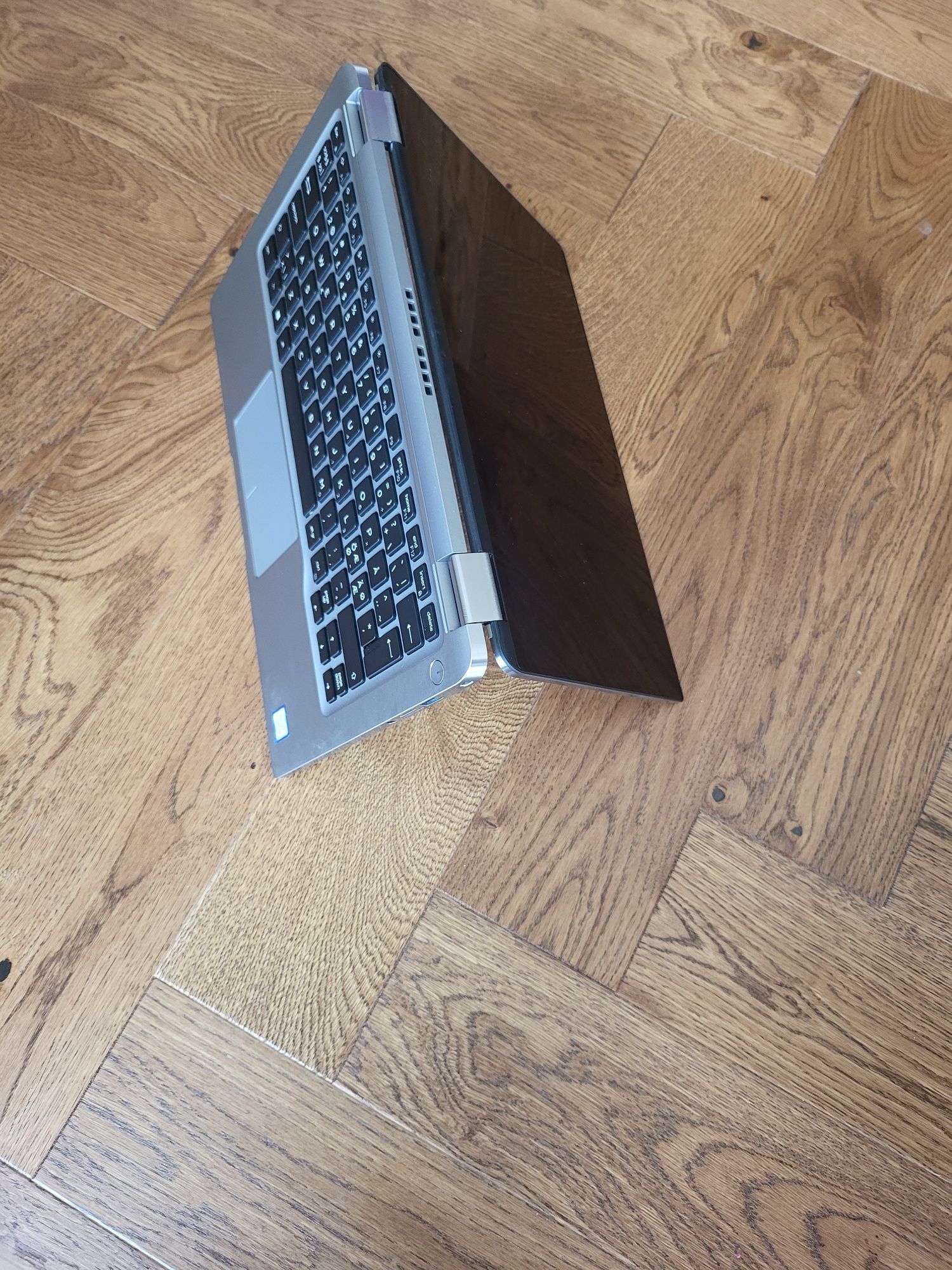 Dell latitude7400 2w1