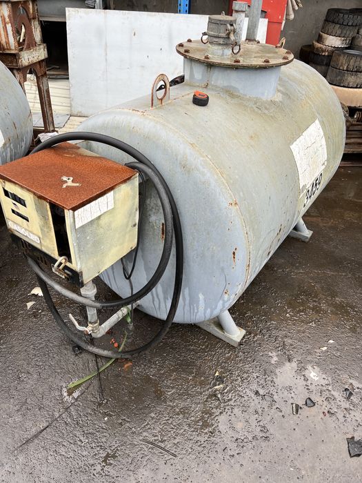 Cisterna de gasoleo usada
