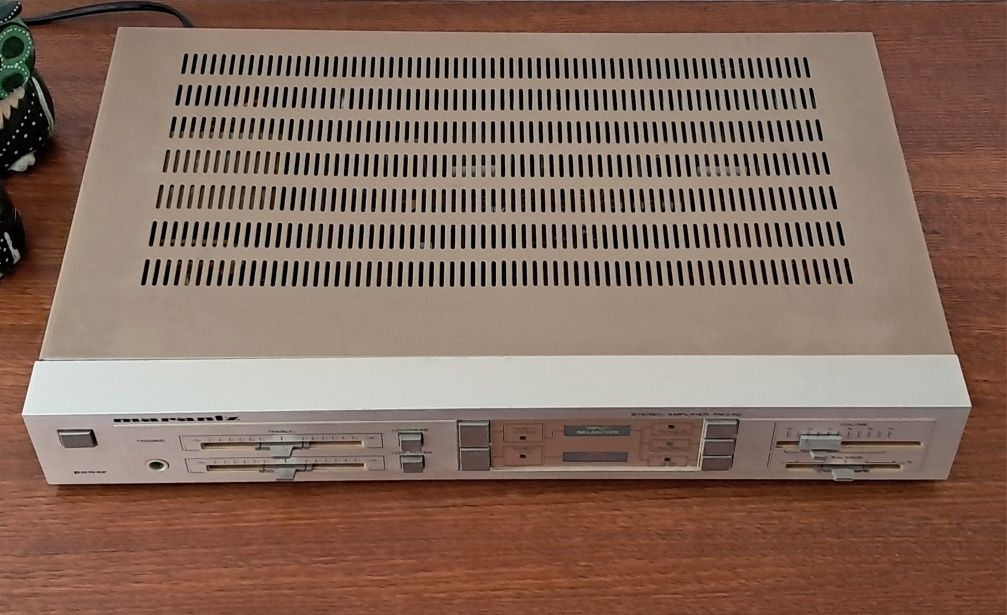 Marantz PM230 - amplificador