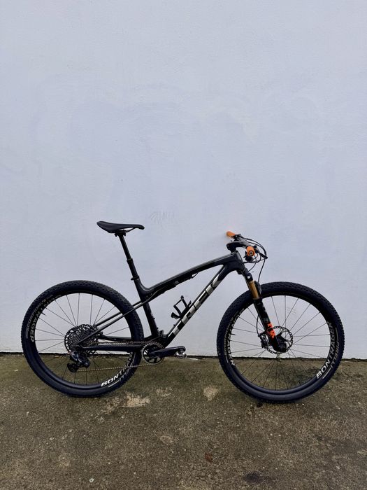 Trek Supercaliber SLR Gen2 2025