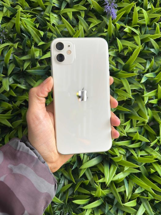 Apple iPhone 11 64GB Branco - Loja Ovar