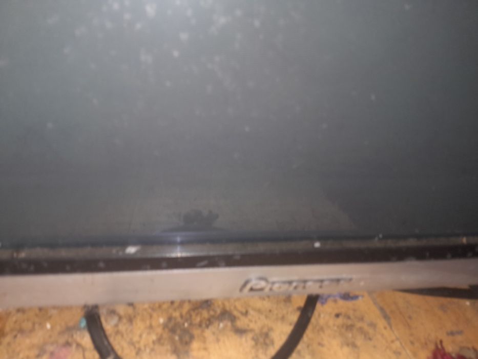 Vendo 2 plasmas grandes Samsung e Pioneer 60€