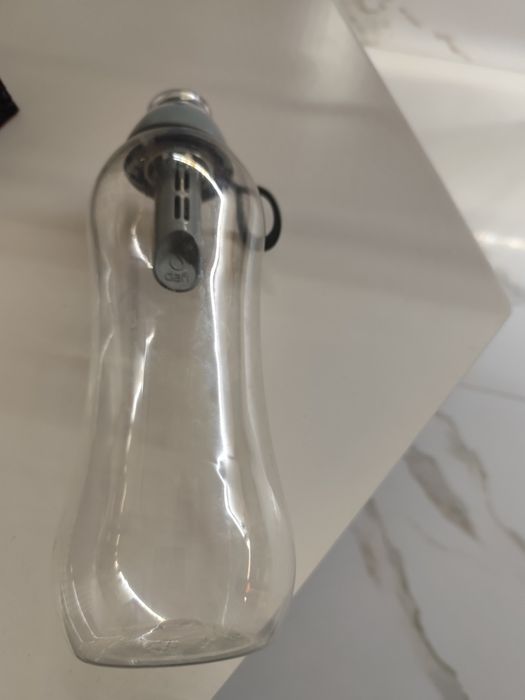 Butelka dafi filtrujaca