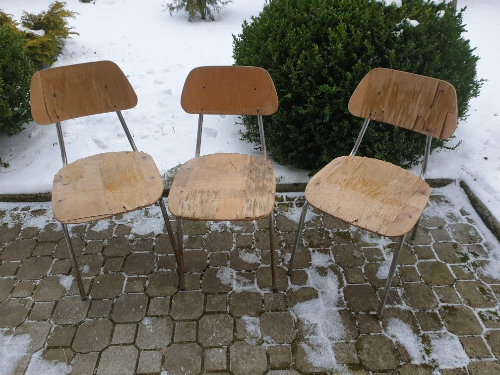 Metalowe krzeslo z okresu PRL do renowacji 20szt
