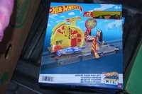 nowy tor hot wheels-wyrzutnia