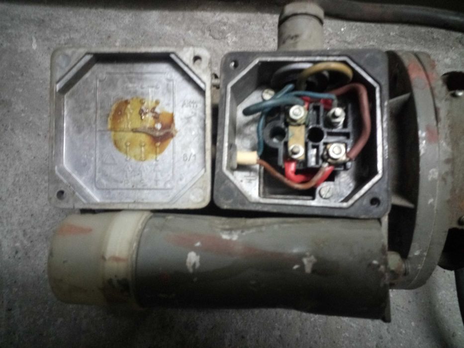 Silnik 1,1Kw 1280Obr/min 220/380V Z Cewką Rozruchową