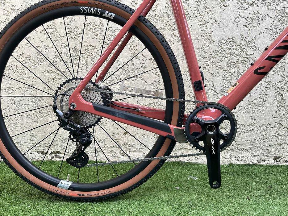 У продажу карбоновий гравійний велосипед Shimano GRX 820 1х12s