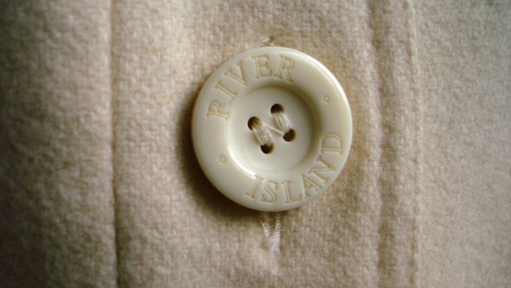 Женское полупальто пиджак англ. фирмы RIVER ISLAND размер 46