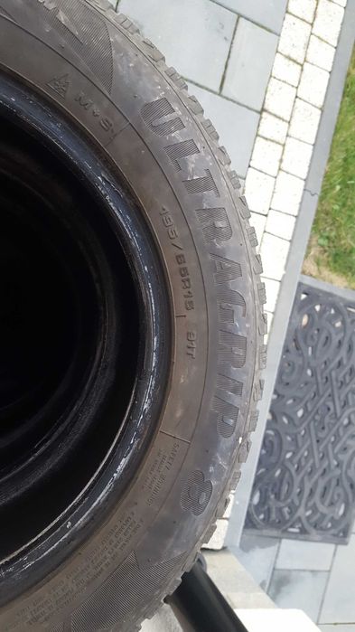 Opony Zimowe Goodyear Ultragrip 8 195 65r15