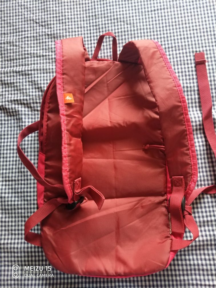 Mochila Decathlon pequena