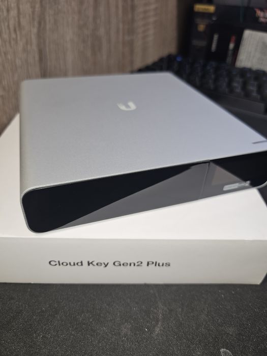 Wi-Fi контролер Ubiquiti UniFi Cloud Key Gen2 Plus (UCK-G2-PLUS)