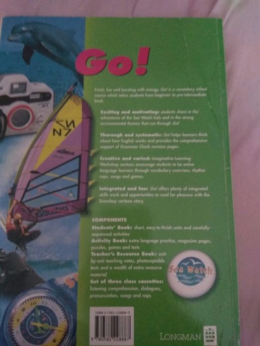 Go! Student' s book + activity book. Longman