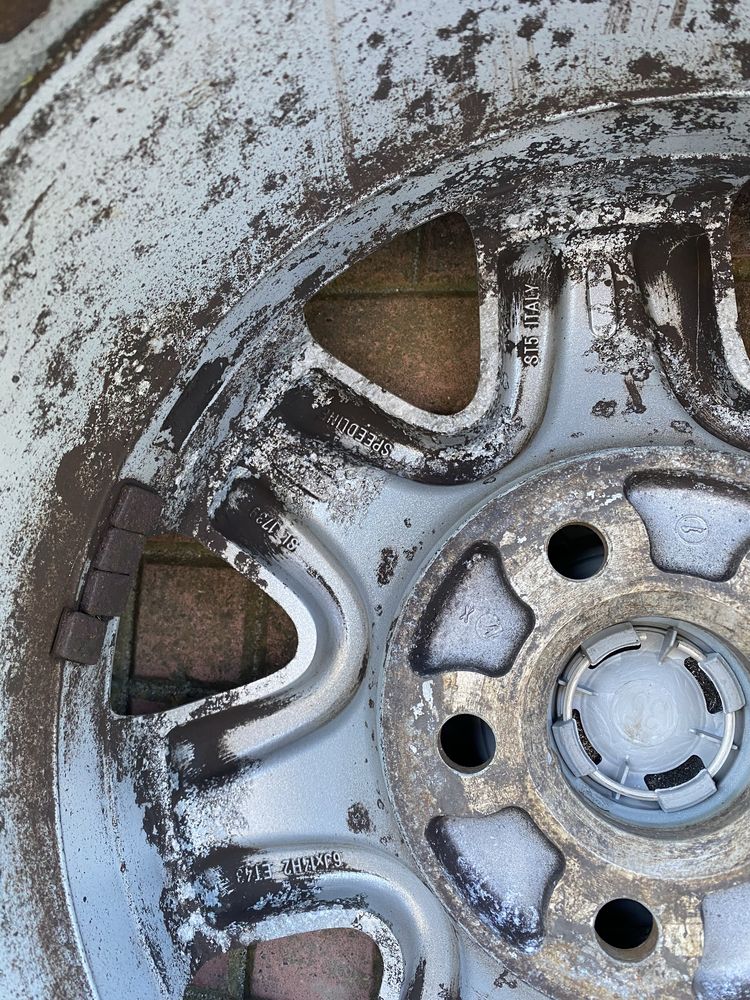 Koła alufeligi aluminiowe do vw polo , skoda fabia 4 szt