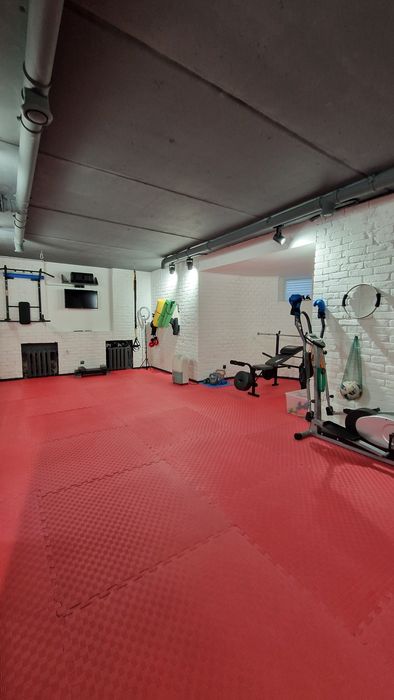 Сдам сучасний будинок в м .Обухів