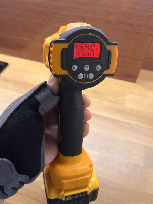 Промисловий фен для акумуляторів Dewalt 18/20v