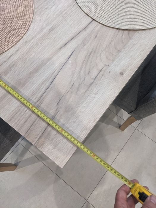 Duży stół jadalniany. Stan idealny. 180x96.