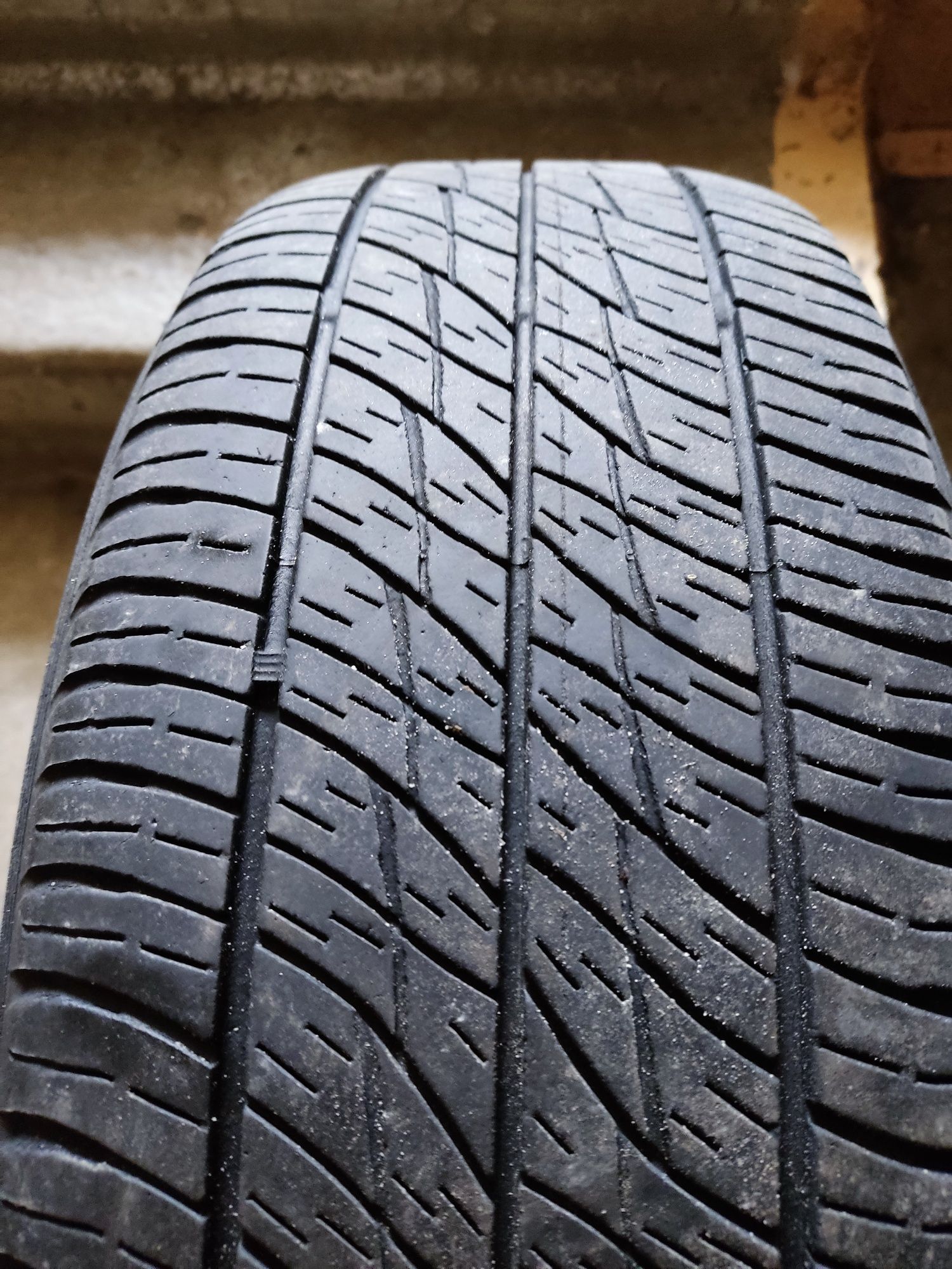 Шини 235/60 R16 літні