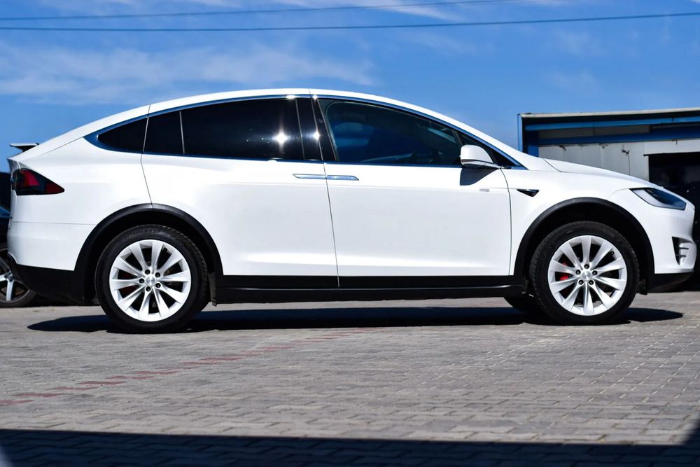 Tesla Model X 100D 772 koni Ludicrous+ Performance AutoPilot Fidelity Hak Winter 20"