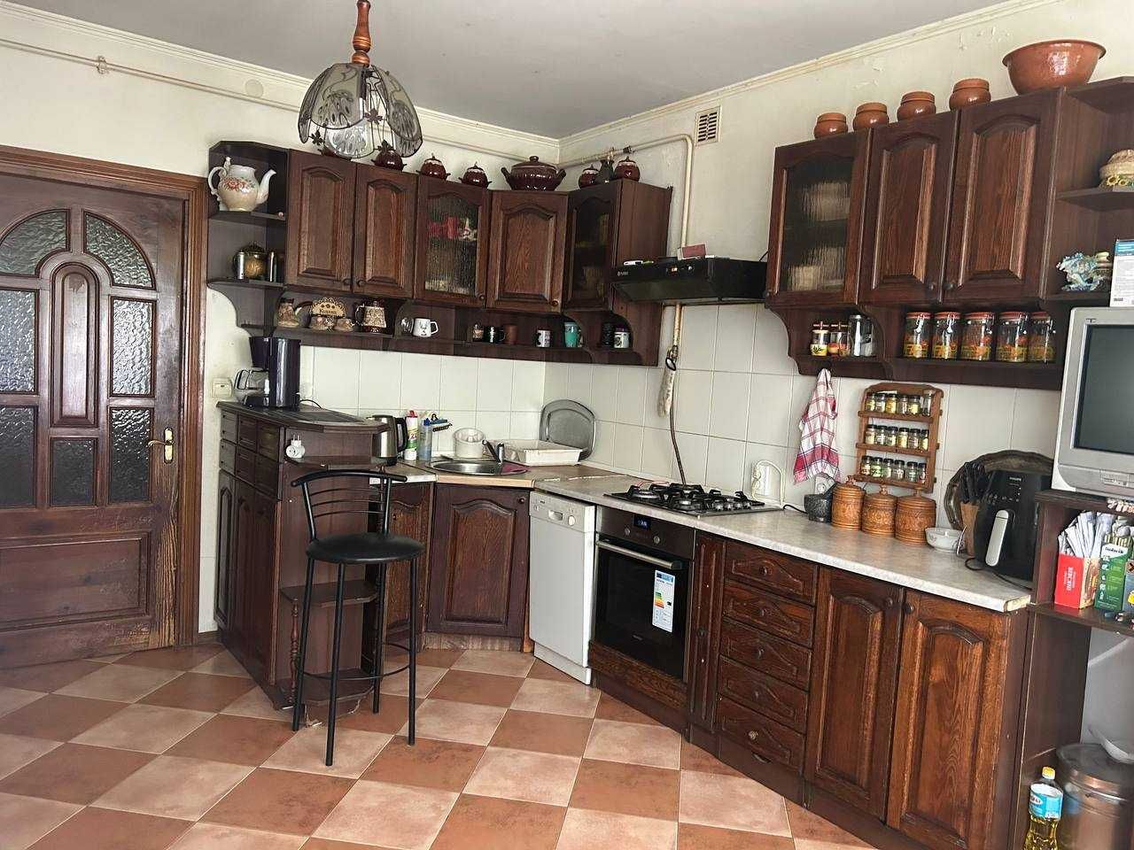Продаж будинку вул. Запорізька Львів