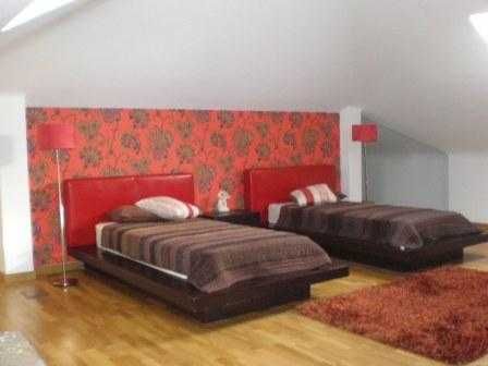 2 Camas Individuais - Carvalho Maciço + Cabeceiras em Pele