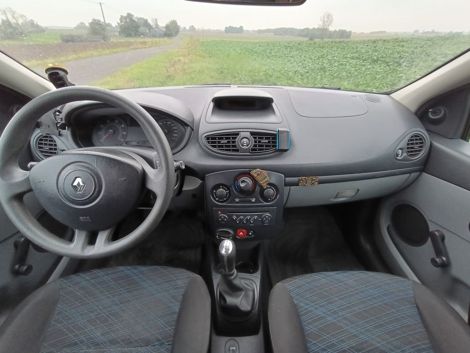 Renault Clio lll IGŁA
