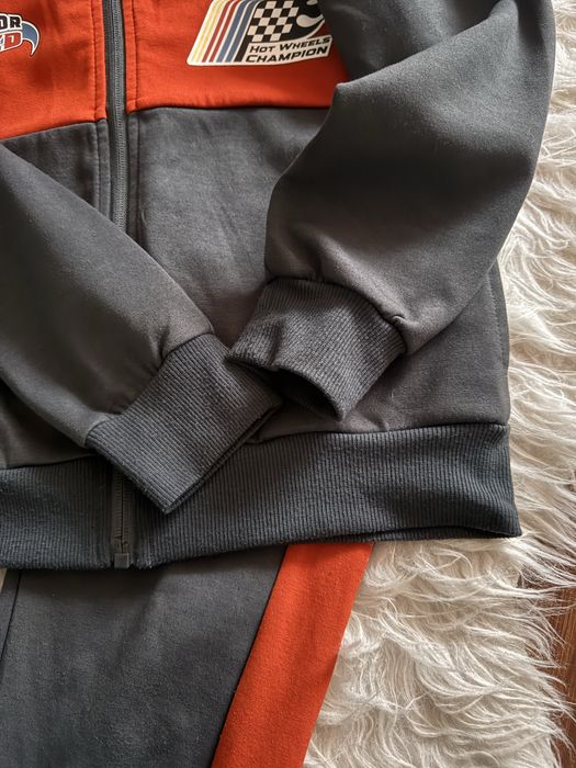 Спортивний костюм hot wheels sinsay 140 см 9-10 років