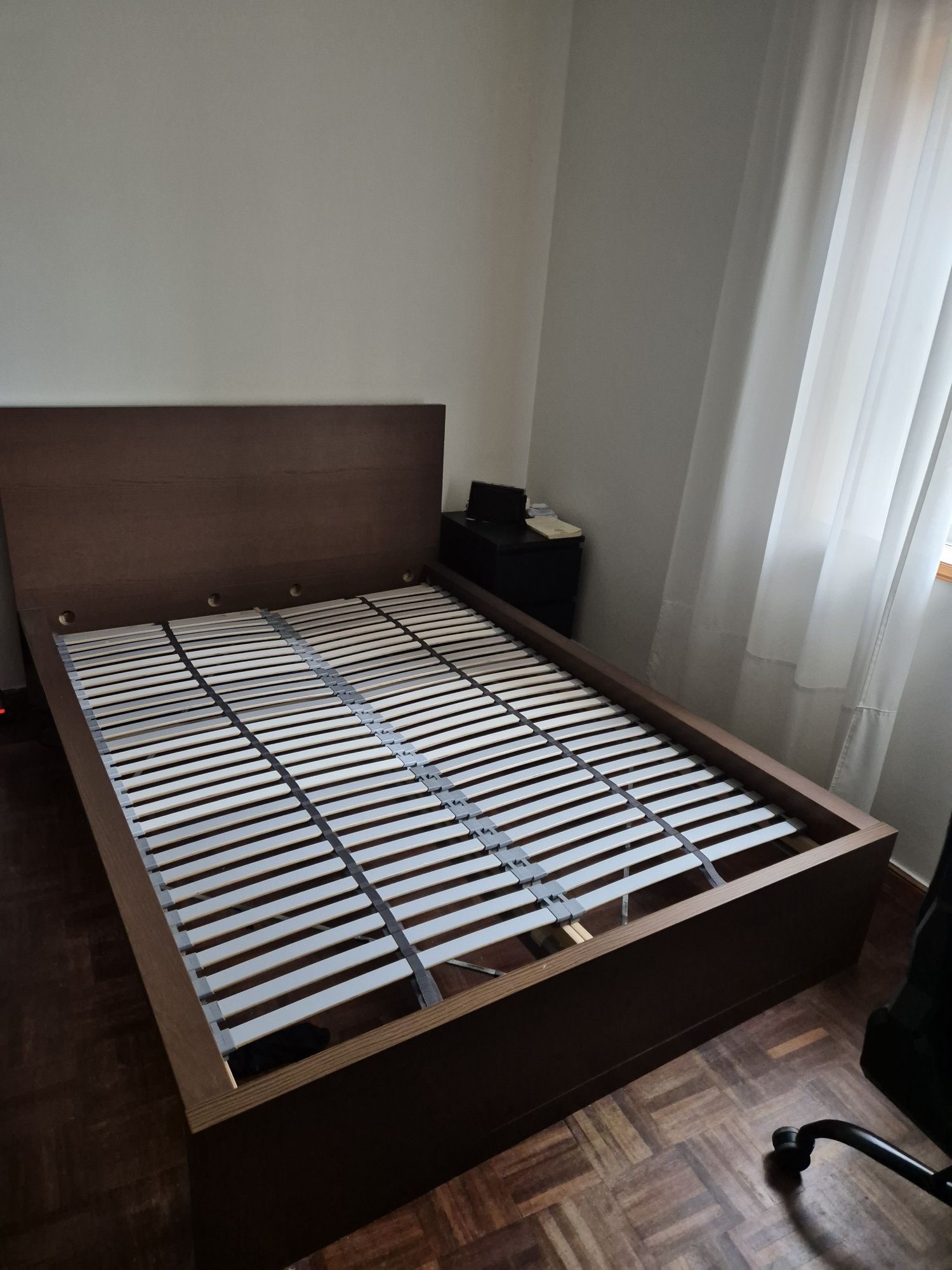 Cama IKEA com colchão