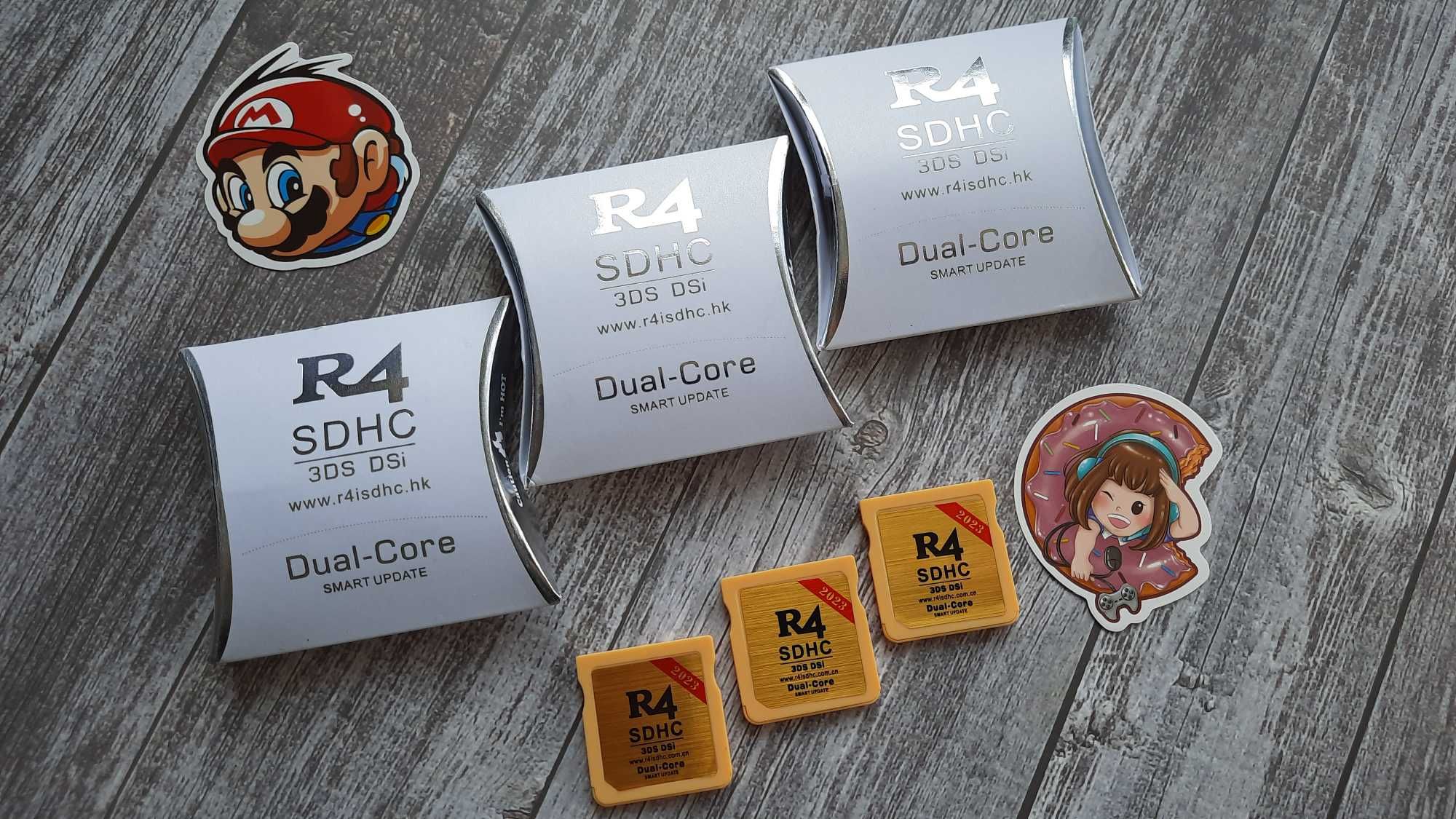 Акция картридж Nintendo R4 SDHC GOLD DC / Nintendo R4 Dual Core Silver