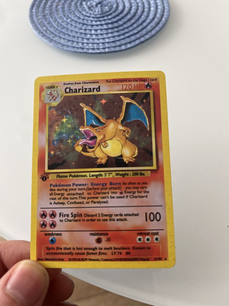 Karta pokemon charizard