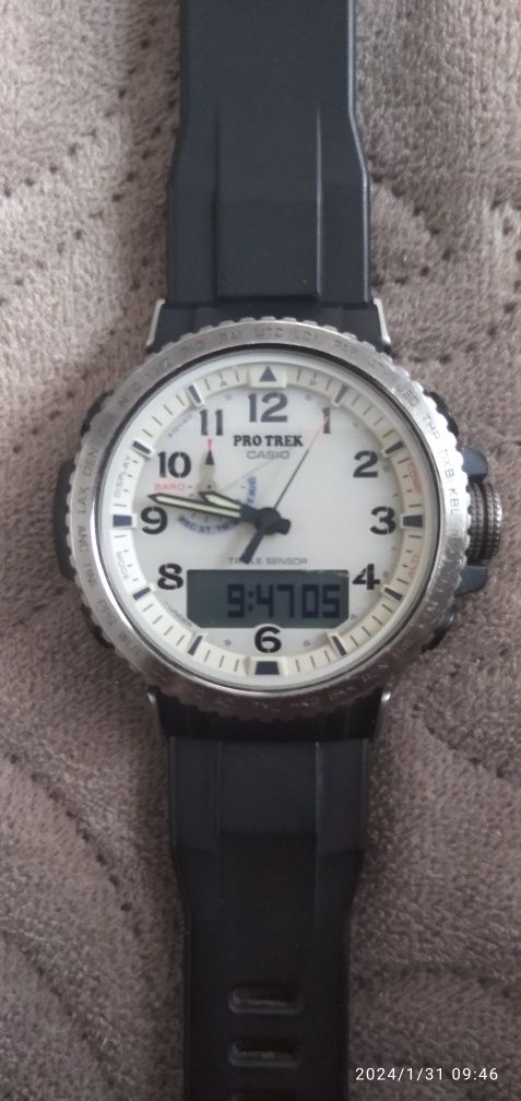 Годинник CASIO PRW 50Y