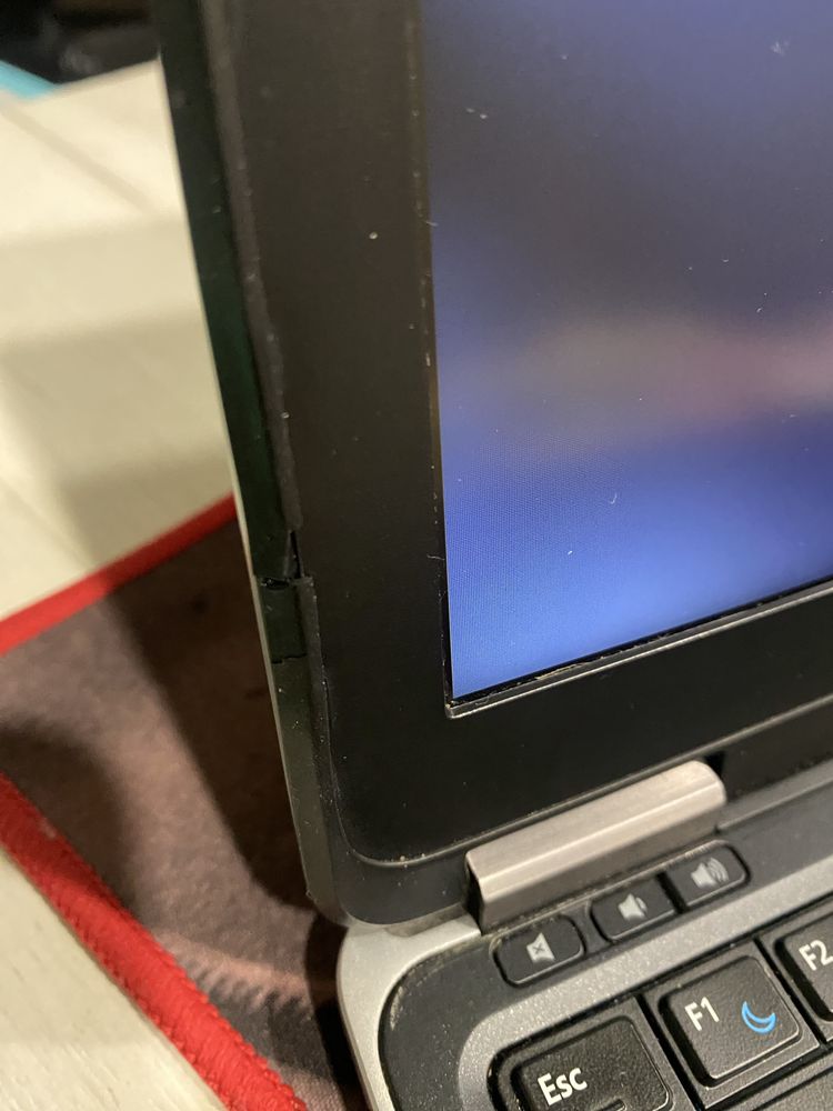 Продам ноутбук Dell Latitude E7240