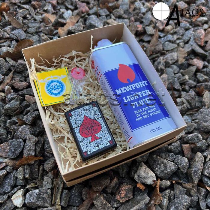 Подарочный набор с бензиновой зажигалкой (разные варианты )