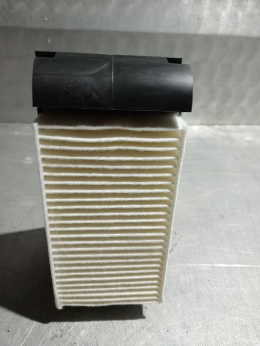 filtr kabinowy o numerze katalogowym 49658 do  INFINITI oraz MERCEDES