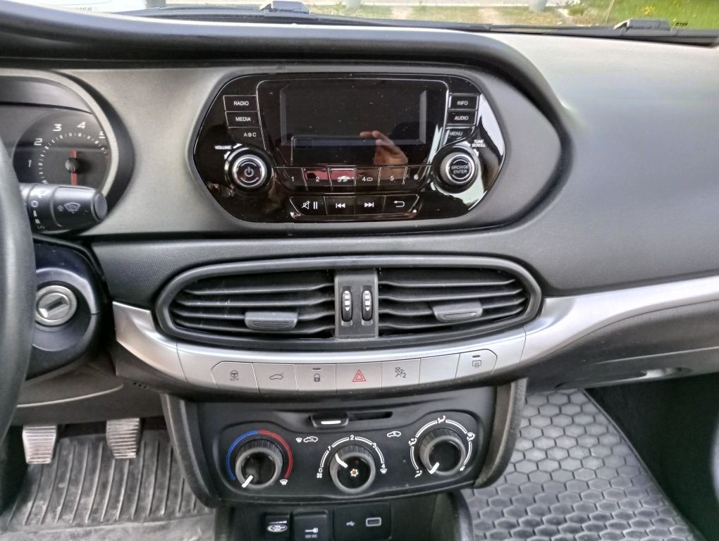 Fiat Tipo 2019,LPG, niski przebieg , super stan,