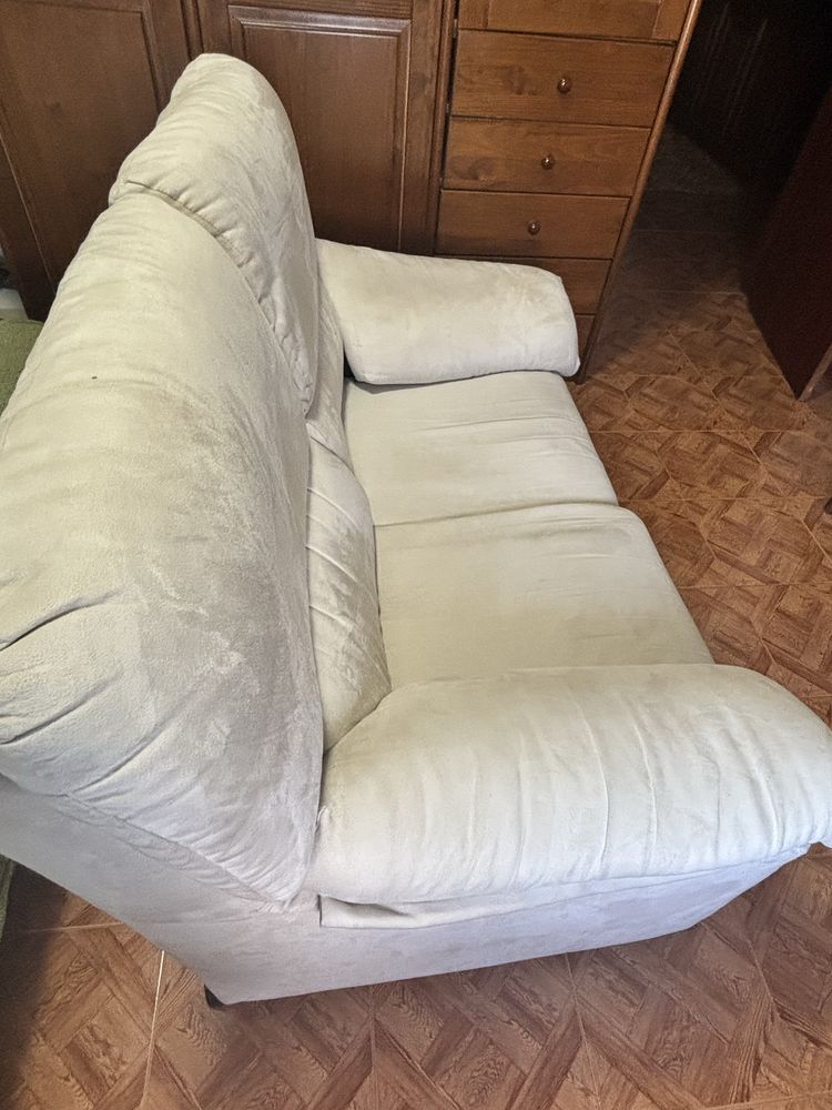 Sofa bege 2 pessoas