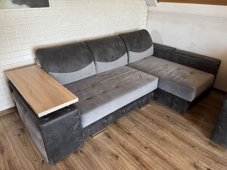 Kanapa narożna rozkładana + fotele+ stolik