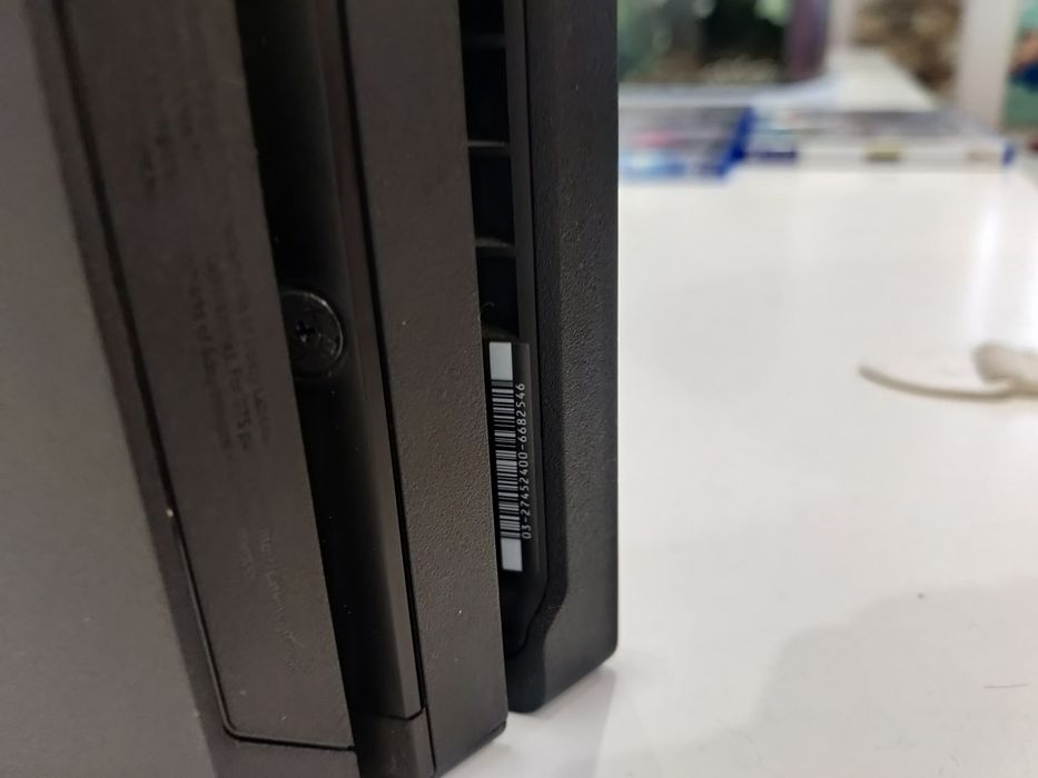 Sony PlayStation 4 Pro 1tb+8 ігор