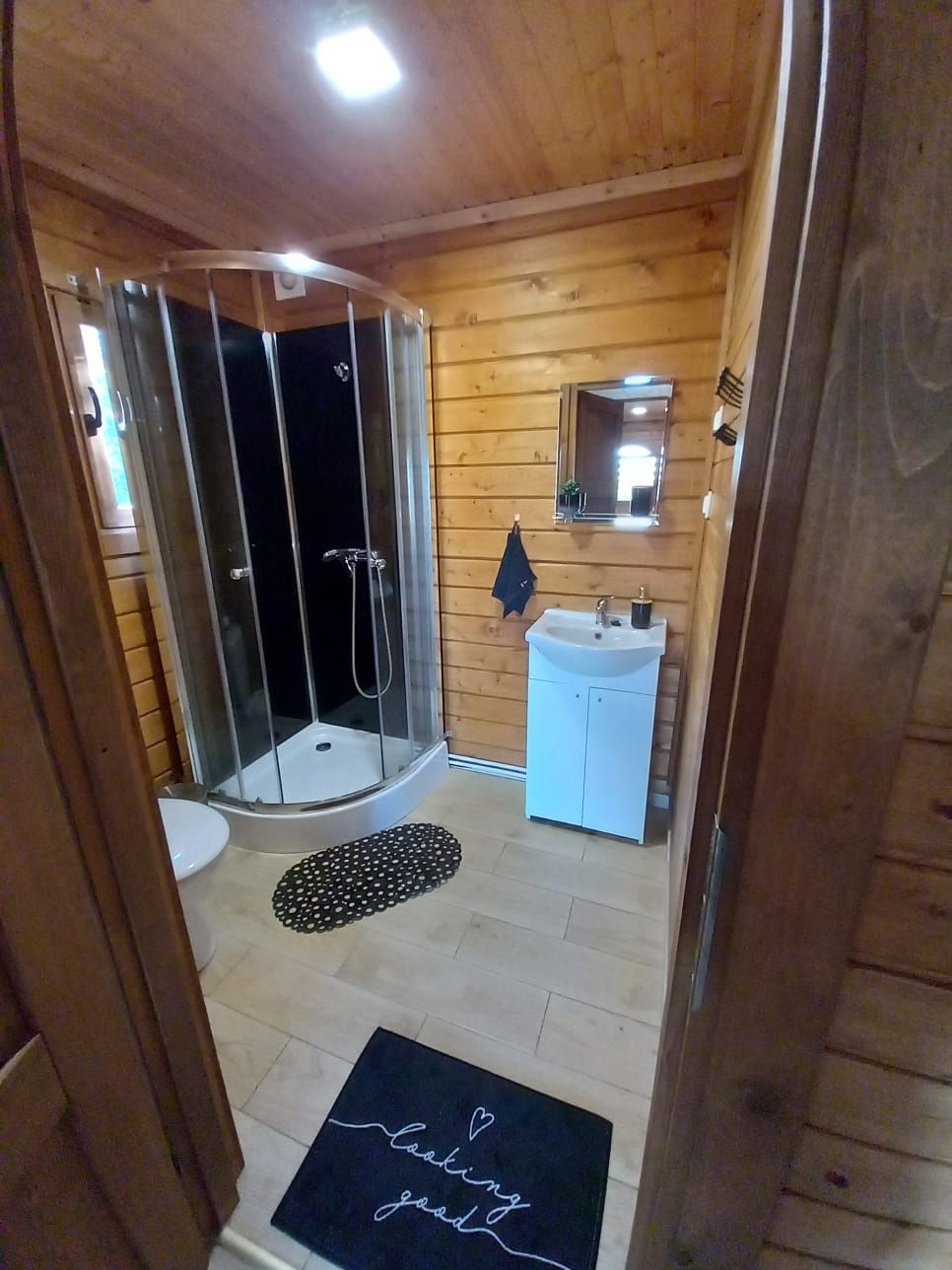 Domek Milena do wynajecia   zapraszamy jacuzzi