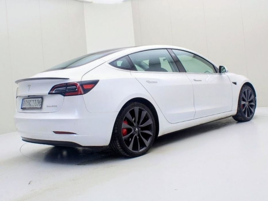 Tesla model 3 AWD Performance 486cvs