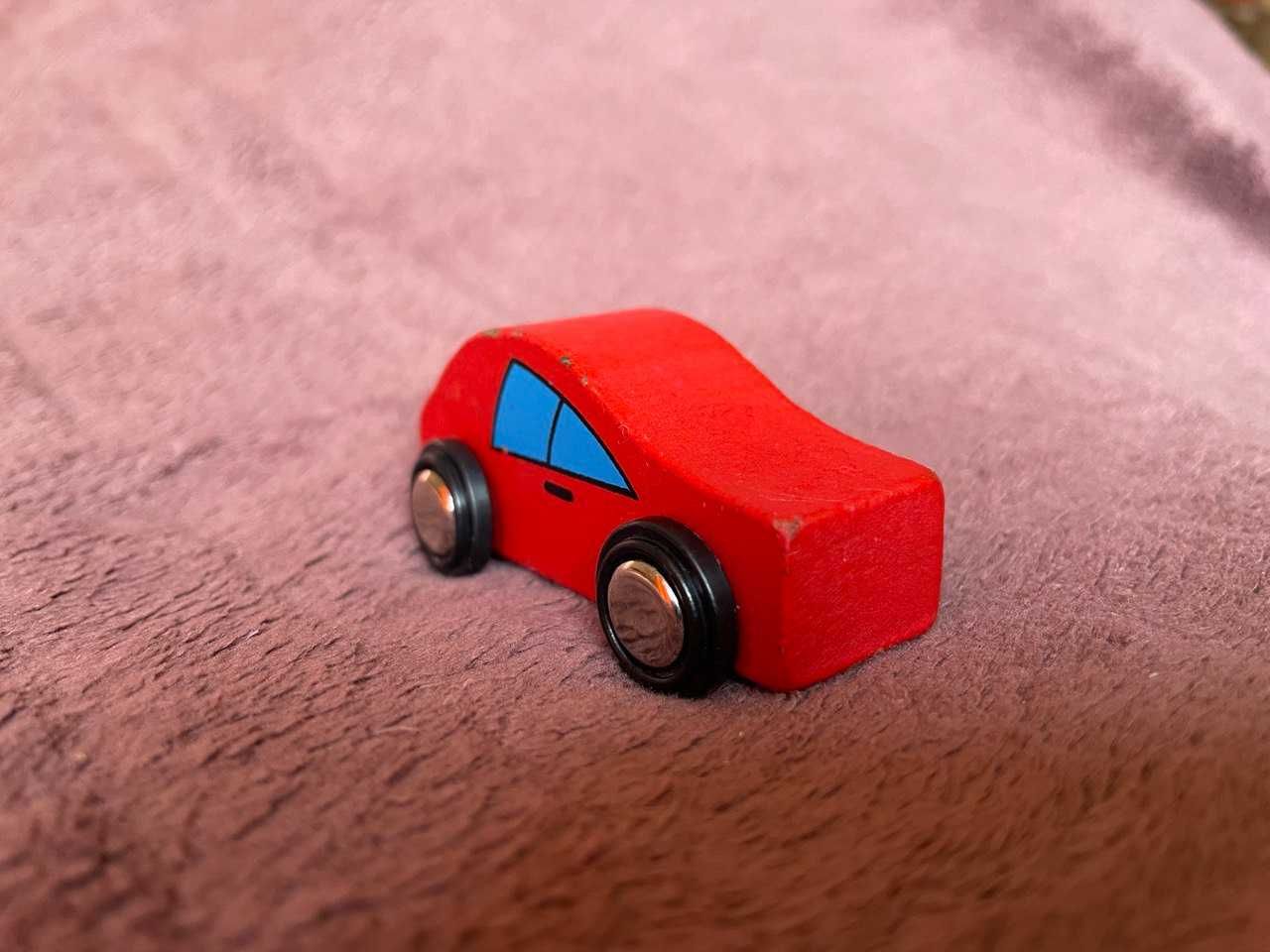 Машинка красная деревянная, игрушка