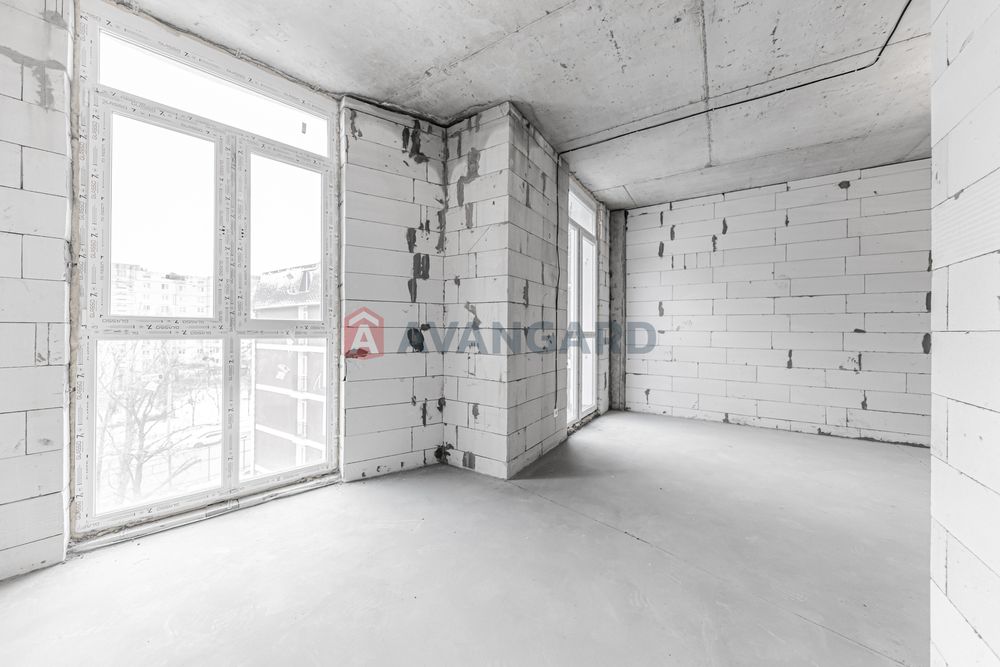 Продаж 2х кімн. кв. 76.4м2 вул. Д. Луценка 2в