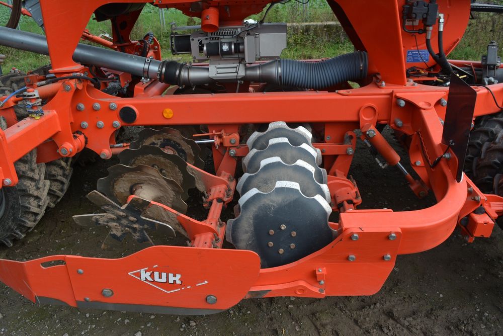 Agregat uprawowo siewny Kuhn Espro 3000 horsch