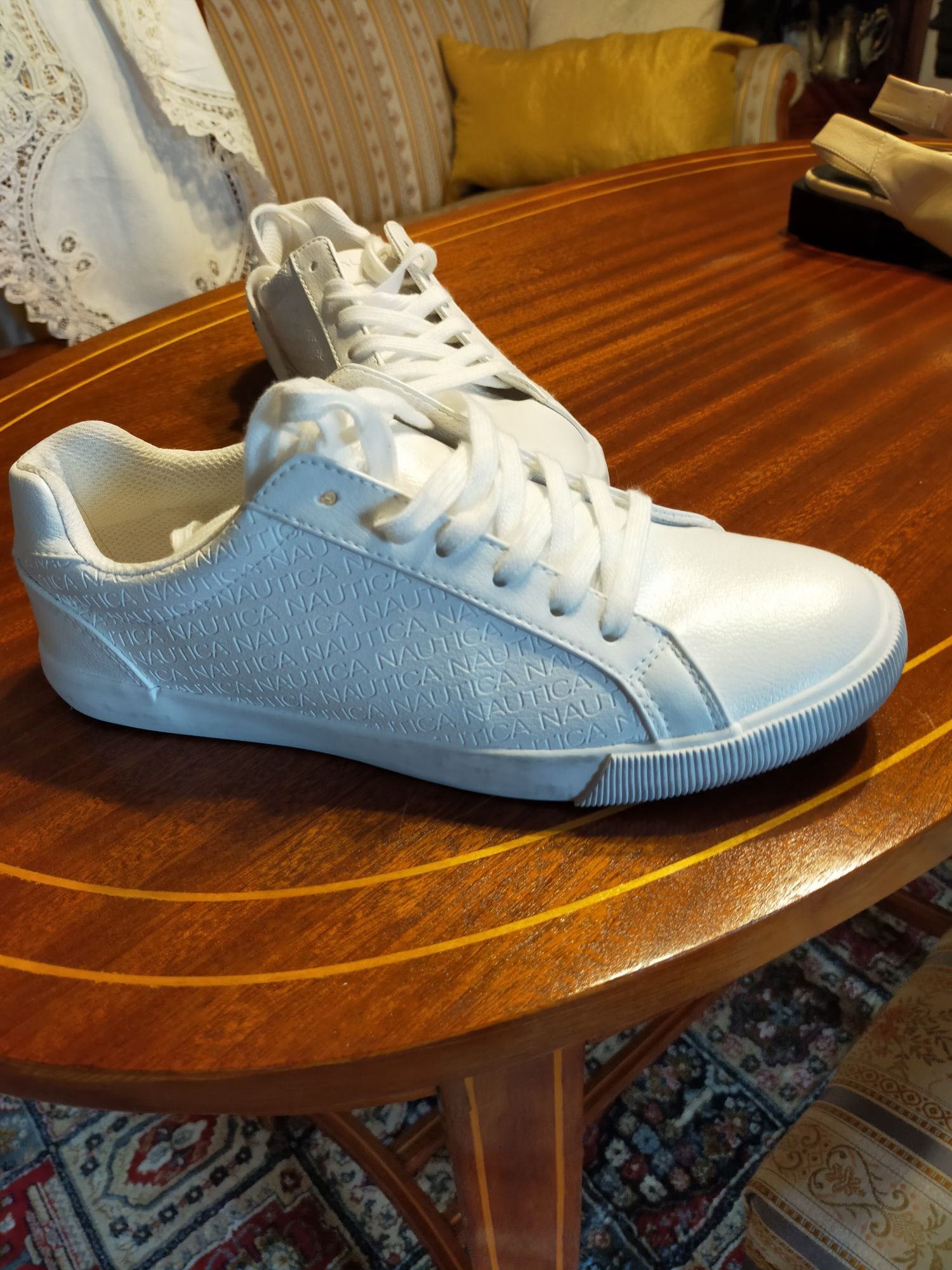 Buty sportowe tenisówki Nautica rozm 39 NOWE