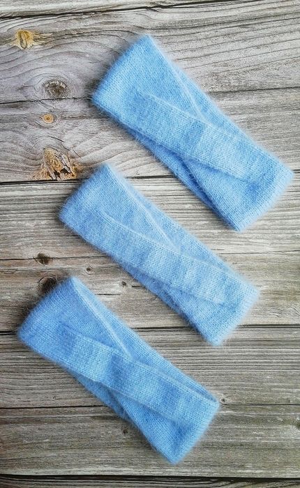 В'язана повязка на голову з пуху норки.