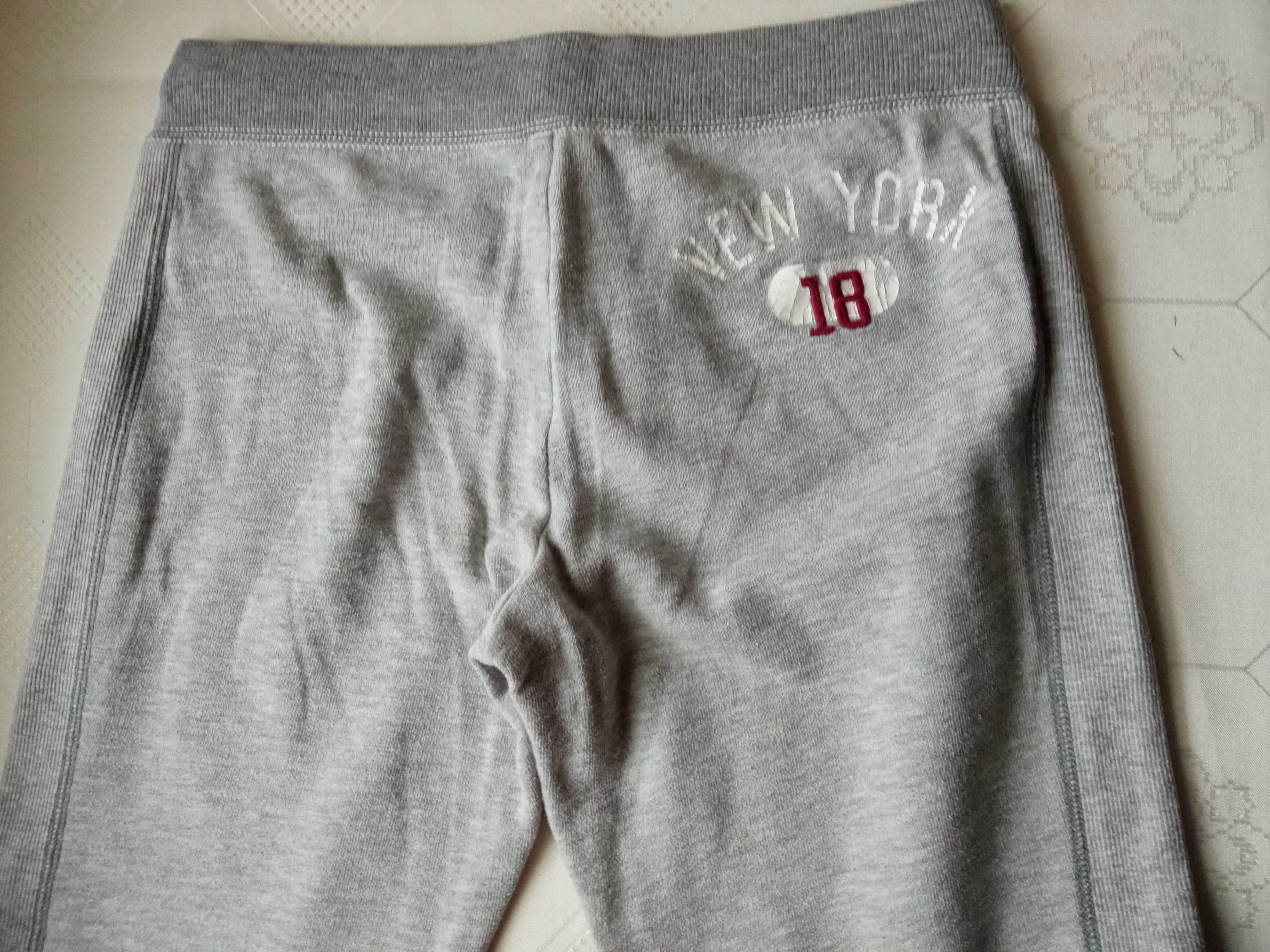 Abercrombie New York krótkie spodnie dresowe  r M