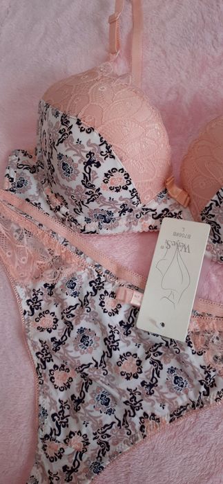 Комплект нижньої білизни чашка В