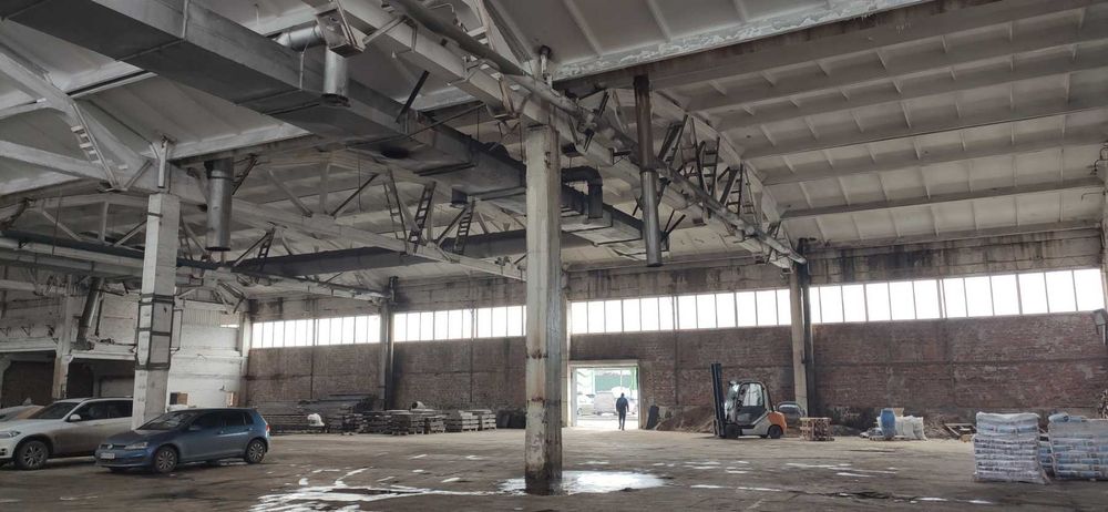 Продажа фасадного помещения под склад или производство, г. Хмельницкий